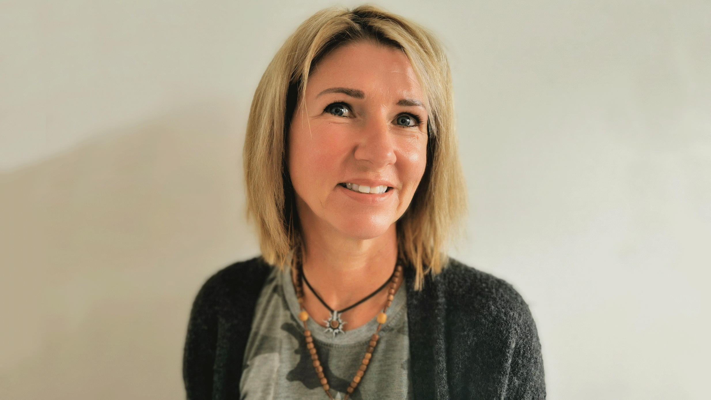 Silvia  Leschinski